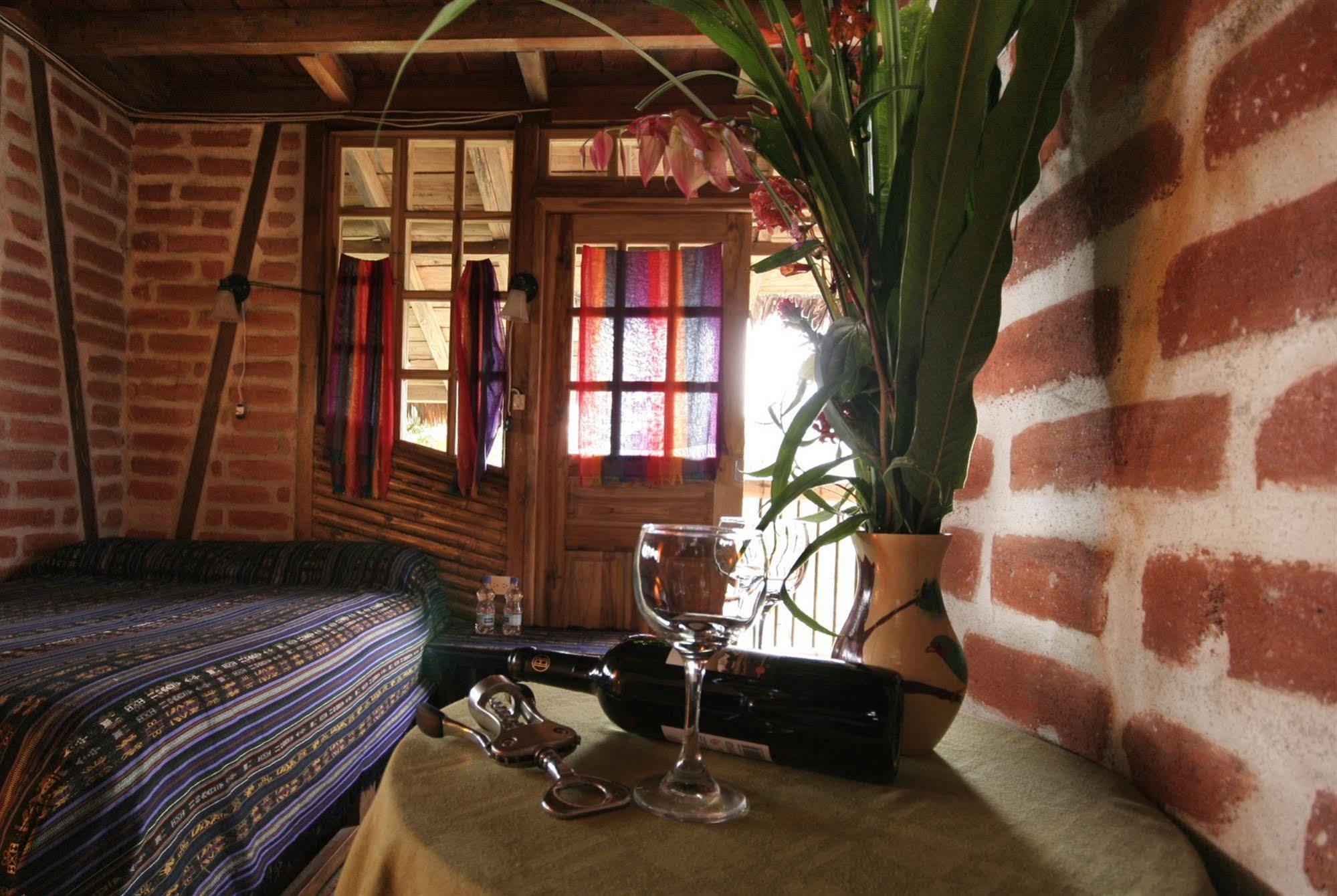 Bellavista Cloud Forest Lodge & Private Protected Area Tandayapa Bagian luar foto
